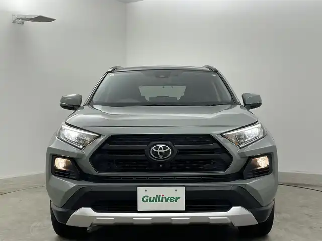 トヨタ ＲＡＶ４ アドベンチャー 埼玉県 2021(令3)年 6.8万km アーバンカーキ サンルーフ　ナビ機能付き９インチディスプレイオーディオ　衝突軽減ブレーキシステム　アラウンドビューモニター　レーダークルーズコントロール　ビルトインＥＴＣ　ＬＥＤライト　ブラインドスポットモニター