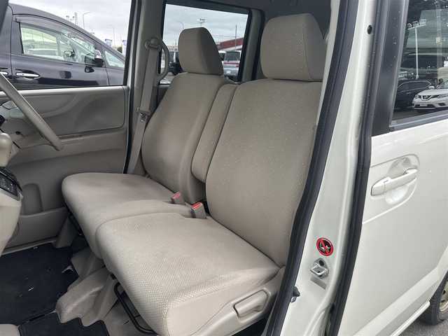 ホンダ Ｎ ＢＯＸ G Lパッケージ 道北・旭川 2012(平24)年 11.9万km プレミアムホワイトパール (株)IDOMが運営する【じしゃロン旭川店】の自社ローン専用車両になります。こちらは現金またはオートローンご利用時の価格です。自社ローンご希望の方は別途その旨お申付け下さい/　/・社外CDオーディオ/・ETC/・片側パワースライドドア/・スマートキー２個/・取扱説明書