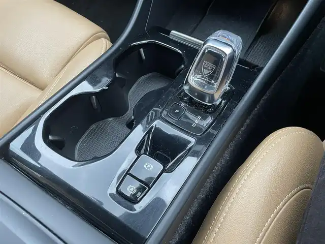 ボルボ ＸＣ４０ T4 AWD インスクリプション 福島県 2019(平31)年 8.3万km 青Ｍ ４WD/レザーシート/純正ナビ/フルセグテレビ/Bluetooth接続/ハーマンカードン/全周囲カメラ/クルーズコントロール/プッシュスタート/純正19インチAW/LEDヘッドライト/ドライブレコーダー/保証書/取説書/ワンオーナー