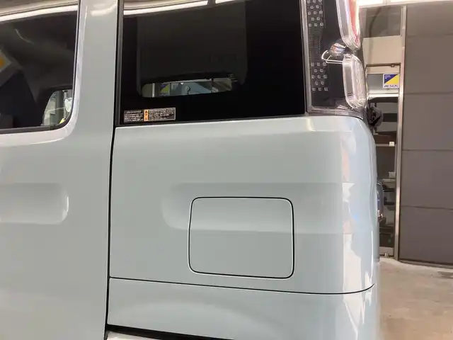 スズキ スペーシア ギア HYBRID XZターボ 東京都 2019(令1)年 3.6万km オフブルーメタリック/ガンメタリック2トーンルーフ ワンオーナー /純正ナビゲーション/地上デジタルテレビ/全方位モニター/ヘッドアップディスプレイHUD/ドライブレコーダー（前後）/ETC/クルーズコントロール/両側パワースライドドア/スマートキー/シートヒーター /パーソナルテーブル/セーフティーサポート/・デュアルセンサーブレーキサポート/・車線逸脱警報機能/・先行車発進お知らせ機能/・後退時ブレーキサポート/・リアパーキングセンサー/メーカー保証書/取扱説明書/点検整備記録簿R12356年