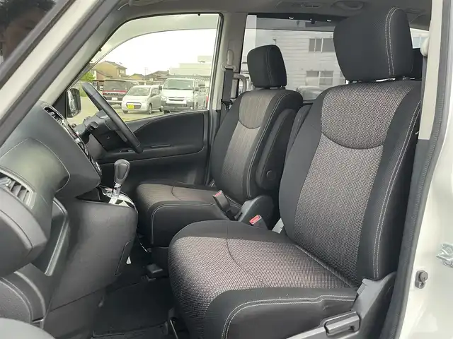 日産 セレナ ハイウェイスター Sハイブリッド 富山県 2014(平26)年 7.1万km パール 純正７インチナビ／/フルセグＴＶ／/ＤＶＤ再生／/ミュージックサーバー／/Ｂカメラ／/両側自動ドア／/ビルトインＥＴＣ／/サンシェード／/ＵＳＢ入力端子／/クルーズコントロール／/車線逸脱警報装置／/前後ドライブレコーダー/キセノンヘッドライト/オートライト/フォグライト