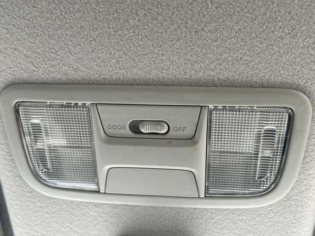 ホンダ Ｎ ＢＯＸ カスタム G Lパッケージ 千葉県 2013(平25)年 1.7万km プレミアムホワイトパール ４ＷＤ　ナビＶＸＭ－１２８ＶＳＸｉ　バックカメラ　ＥＴＣ　ドラレコ　ＤＶＤ　パワースライド　チップアップシート　フロアマット純正　スマートキー オートライト　１４インチＡＷ リアスポイラー