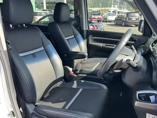 ホンダ ステップワゴン スパーダ クルスピセンシング 鹿児島県 2019(令1)年 6.9万km パール ホンダセンシング/純正ナビ/（Bluetooth/フルセグTV/CD/DVD/HDMI）/バックカメラ/両側パワースライドドア/レーダークルーズコントロール/LEDヘッドライト/ハーフレザーシート/前席シートヒーター/純正16インチアルミホイール/USB/スマートキー/ETC