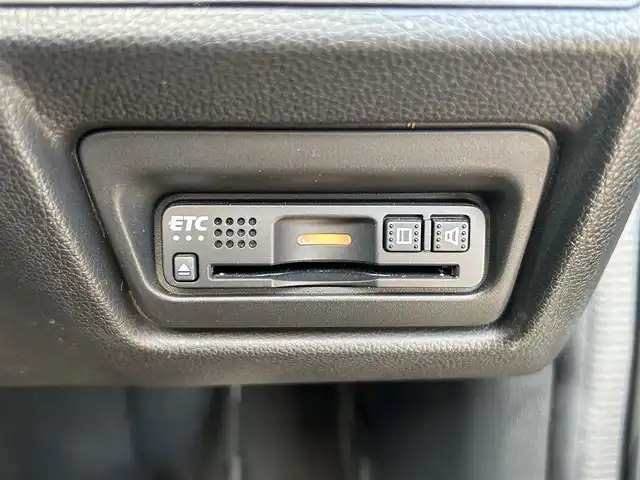 ホンダ ステップワゴン スパーダ クルスピセンシング 鹿児島県 2019(令1)年 6.9万km パール ホンダセンシング/純正ナビ/（Bluetooth/フルセグTV/CD/DVD/HDMI）/バックカメラ/両側パワースライドドア/レーダークルーズコントロール/LEDヘッドライト/ハーフレザーシート/前席シートヒーター/純正16インチアルミホイール/USB/スマートキー/ETC