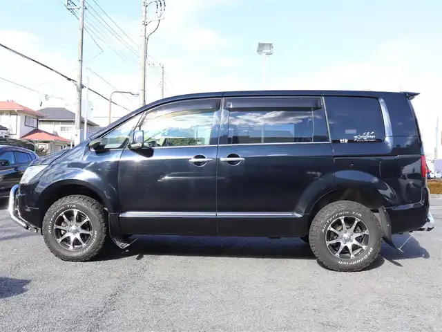 三菱 デリカＤ：５ G－Power package 神奈川県 2009(平21)年 10.9万km ディープブラックマイカ ワンオーナー/メモリナビ/フルセグTV/バックカメラ/16インチAW GOODRICH AllTerrainタイヤ/柿本改マフラー/GOQBUTO ROO-Bar/フリップダウンモニター/クルーズコントロール/ドアバイザー/片側パワースライドドア/ETC/HID/保証書/取説、ナビ説/スペアスマートキー