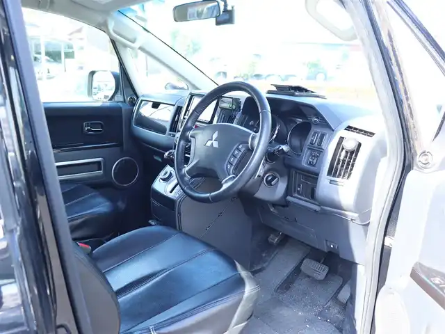 三菱 デリカＤ：５ G－Power package 神奈川県 2009(平21)年 10.9万km ディープブラックマイカ ワンオーナー/メモリナビ/フルセグTV/バックカメラ/16インチAW GOODRICH AllTerrainタイヤ/柿本改マフラー/GOQBUTO ROO-Bar/フリップダウンモニター/クルーズコントロール/ドアバイザー/片側パワースライドドア/ETC/HID/保証書/取説、ナビ説/スペアスマートキー