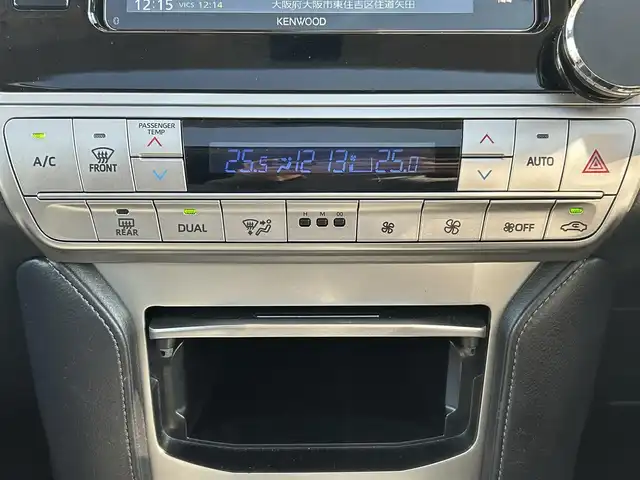 トヨタ ランドクルーザー プラド TX Lパッケージ 大阪府 2017(平29)年 8.6万km ブラック 【メーカーオプション】/チルト＆スライド電動ムーンルーフ（挟み込み防止機能付き）/【主要装備】/RAYS　17インチアルミホイール/BOSEスピーカー/KENWOODナビ/・バックカメラ　/・フルセグテレビ/・CD/DVD/・AM/FM/BT/デジタルインナーミラー（後付け）/本革シート/・パワーシート（運転席/助手席）/・シートヒーター/エアシート（運転席/助手席）/革巻きステアリング/・ステアリングスイッチ/LEDヘッドライト/フロントフォグランプ/【安全装備】/トヨタセーフティーセンス/・プリクラッシュセーフティ(歩行者[昼]検知機能付衝突回避支援タイプ/ミリ波レーダー+単眼カメラ方式)/・レーンディパーチャーアラート/・オートマチックハイビーム/・レーダークルーズコントロール(ブレーキ制御付)/SRSエアバッグ（ダブル+サイド+カーテン）/【その他装備・備品】/ETC/前後ドライブレコーダー/OBD　GUARD/保証書/取扱説明書/・記録簿（R７/R6/R5）