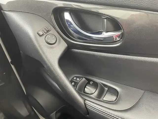 日産 エクストレイル 20S 熊本県 2017(平29)年 7.8万km ブリリアントホワイトパール 社外SDナビ/　(AM/FM/BT/フルTV/DISK/SD)/バックカメラ/スペアタイヤ/ETC/ドアバイザー/純正フロアマット/ステアリングスイッチ/電動格納ミラー/リモコンキー/レザーシート/ISOFIX/シガーソケット/ヘッドライトレベライザー