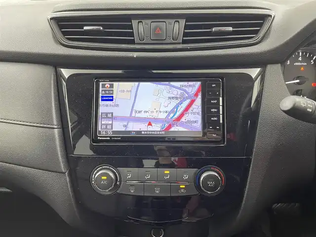 日産 エクストレイル 20S 熊本県 2017(平29)年 7.8万km ブリリアントホワイトパール 社外SDナビ/　(AM/FM/BT/フルTV/DISK/SD)/バックカメラ/スペアタイヤ/ETC/ドアバイザー/純正フロアマット/ステアリングスイッチ/電動格納ミラー/リモコンキー/レザーシート/ISOFIX/シガーソケット/ヘッドライトレベライザー