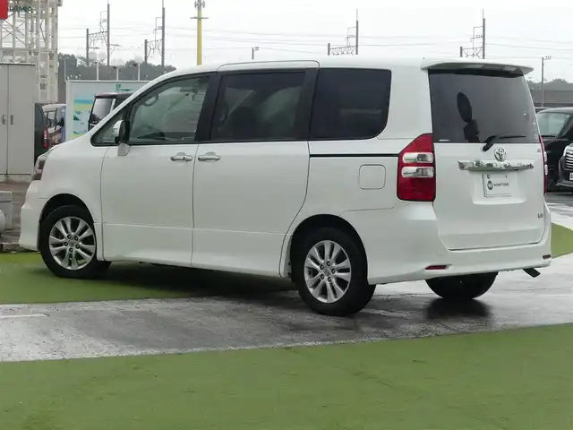 車両画像2