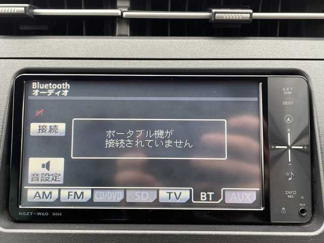 日産 セレナ ハイウェイスター 福島県 2010(平22)年 15.4万km ブリリアントホワイトパール 純正HDDナビ/・TV/・DISC（CD＆DVD）/・FM＆AM/・AUX/ステアリングボタン/クルーズコントロール（追従無し）/電動格納ミラー/純正フリップダウンモニター/（リモコン付き）/後列サンシェード/キセノンライト/フォグランプ/純正ビルトインETC/横滑り防止装置/アイドリングストップ/ABS/純正ドアバイザー/純正フロアマット