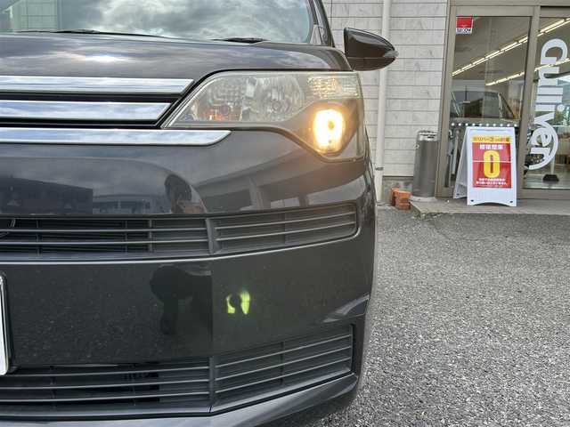 トヨタ スペイド F 福岡県 2014(平26)年 7.2万km ブラックマイカ 社外メモリナビ【AVN-R7W】/　（AM/FM/CD/DVD/Bluetooth/フルセグTV）/横滑り防止装置/ETC/片側パワースライドドア/電格ウインカーミラー/ISOFIX/盗難防止装置/保証書/取扱説明書/ナビ取扱説明書