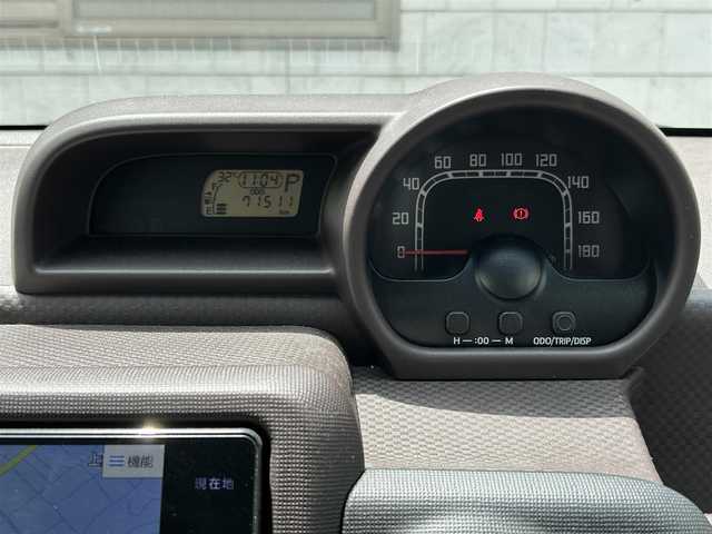 トヨタ スペイド F 福岡県 2014(平26)年 7.2万km ブラックマイカ 社外メモリナビ【AVN-R7W】/　（AM/FM/CD/DVD/Bluetooth/フルセグTV）/横滑り防止装置/ETC/片側パワースライドドア/電格ウインカーミラー/ISOFIX/盗難防止装置/保証書/取扱説明書/ナビ取扱説明書