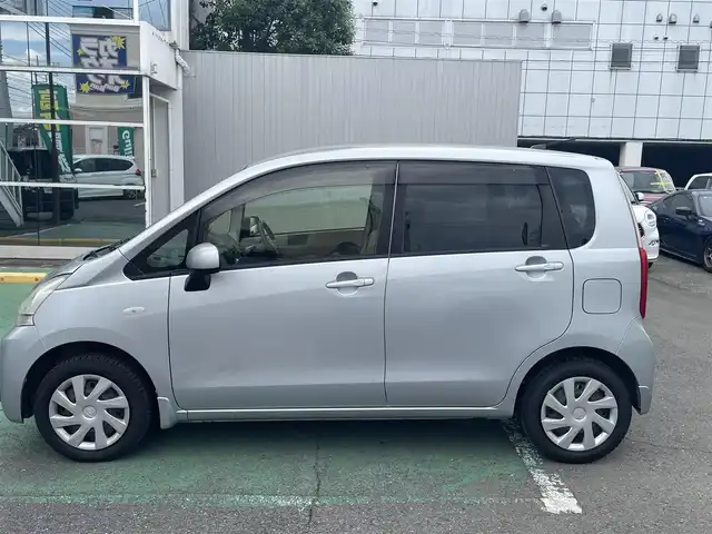 スバル ステラ L 埼玉県 2012(平24)年 6万km ブライトシルバーメタリック 新車時保証書/取扱説明書/純正インテグレートCDプレーヤー/　（CD/ラジオ/AUX端子）/ヘッドライトレベライザー/アイドリングストップ/エコモードスイッチ/オートエアコン/純正フロアマット/純正サイドバイザー/タイヤサイズ　　155/65/R14