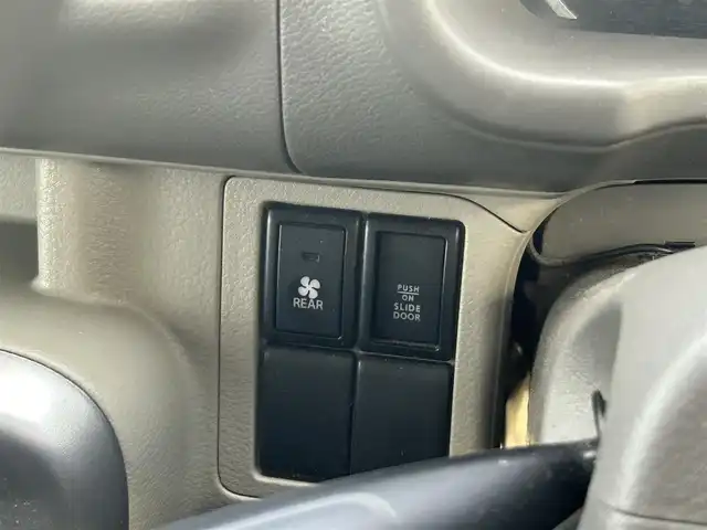 スズキ エブリィ ワゴン PZターボ スペシャル 大阪府 2018(平30)年 7.5万km パールホワイト (株)IDOMが運営する【じしゃロン堺店】の自社ローン対象車両になります。こちらは現金ご利用時の価格です。/自社ローンご希望の方は別途その旨お申付け下さい。