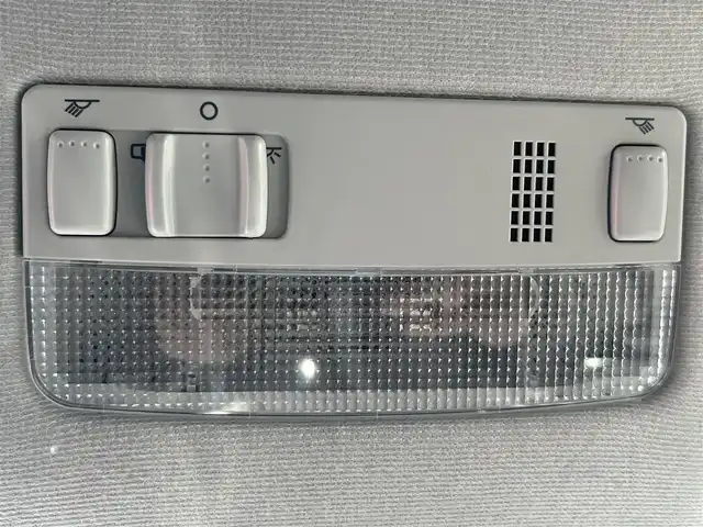 フォルクスワーゲン アップ！ ハイアップ！ 島根県 2017(平29)年 11.7万km トルネードレッド 登録時走行距離116161km/保証書/取扱説明書/シティエマージェンシィーブレーキ/ワンオーナー/純正オーディオ（BT/FM/AM)/前席シートヒーター/レベライザー/オートライト/純正フォグランプ/クルーズコントロール/純正フロアマット/純正15インチアルミ