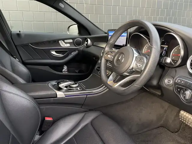 メルセデス・ベンツ Ｃ１８０ アバンギャルド AMGライン 三重県 2019(令1)年 4.7万km オブシディアンブラック ACC/レーダーセーフティパッケージ/ブラックレザーシート/シートヒーター/純正ナビ/バックカメラ/フルセグTV/Bluetooth/純正18インチアルミホイール/前席パワーシート/ETC/保証書/取扱説明書/スペアキー1本