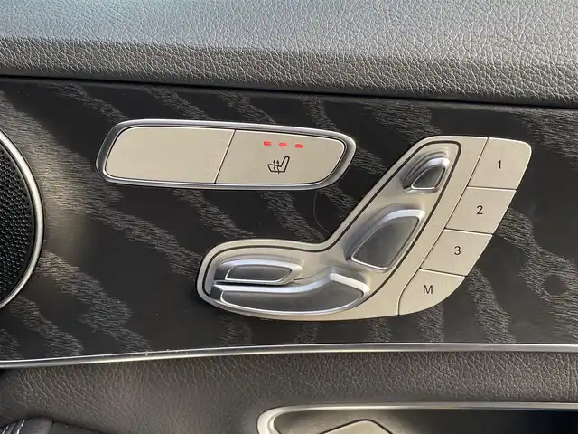 メルセデス・ベンツ Ｃ１８０ アバンギャルド AMGライン 三重県 2019(令1)年 4.7万km オブシディアンブラック ACC/レーダーセーフティパッケージ/ブラックレザーシート/シートヒーター/純正ナビ/バックカメラ/フルセグTV/Bluetooth/純正18インチアルミホイール/前席パワーシート/ETC/保証書/取扱説明書/スペアキー1本