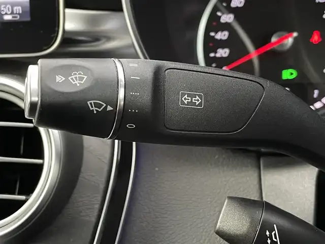 メルセデス・ベンツ Ｃ１８０ アバンギャルド AMGライン 三重県 2019(令1)年 4.7万km オブシディアンブラック ACC/レーダーセーフティパッケージ/ブラックレザーシート/シートヒーター/純正ナビ/バックカメラ/フルセグTV/Bluetooth/純正18インチアルミホイール/前席パワーシート/ETC/保証書/取扱説明書/スペアキー1本