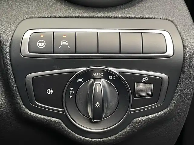 メルセデス・ベンツ Ｃ１８０ アバンギャルド AMGライン 三重県 2019(令1)年 4.7万km オブシディアンブラック ACC/レーダーセーフティパッケージ/ブラックレザーシート/シートヒーター/純正ナビ/バックカメラ/フルセグTV/Bluetooth/純正18インチアルミホイール/前席パワーシート/ETC/保証書/取扱説明書/スペアキー1本