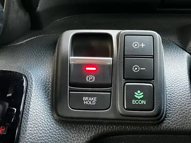 ホンダ Ｎ ＢＯＸ カスタム L 山口県 2022(令4)年 0.9万km クリスタルブラックパール メモリーナビ/フルセグTV/バックカメラ/純正14インチアルミホイール/ドアバイザー/左側パワースライドドア /フロントシートヒーター/LEDオートライト/LEDフォグランプ/アダプティブクルーズコントロール/プリクラッシュセーフティ/レーンキープアシスト/ETC/エンジンプッシュスタート