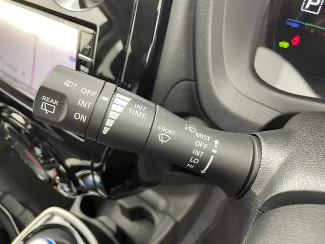 日産 ノート e－パワー X 富山県 2019(令1)年 2.7万km ブリリアントシルバー 純正ナビ（AM/FM/DVD/BT/フルセグ）/ドライブレコーダー/ETC/衝突被害軽減システム/レーンキープアシスト/コーナーセンサー/横滑り防止装置/アイドリングストップ/純正アルミホイール/純正フロアマット/オートLEDライト/ステアリングスイッチ/電動格納ミラー/スマートキー