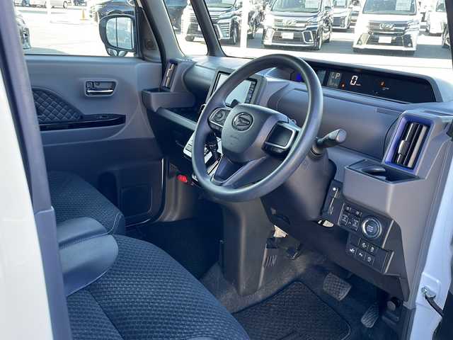 ダイハツ タント カスタム X セレクション 道東・釧路十勝 2020(令2)年 5.7万km シャイニングホワイトパール ・4WD/・ワンオーナー/・純正SDナビ/（フルセグ AM FM CD DVD USB BT）/・両側パワースライドドア/・コーナーセンサー/・LEDフォグランプ/・ベンチシート/・シートヒーターD/N/・パーキングアシスト/・アイドリングストップ/・横滑り防止機能/・衝突被害軽減システム/・オートライト/・プッシュスタート/・ドアバイザー/・エンジンスターター/・保証書/・取扱説明書