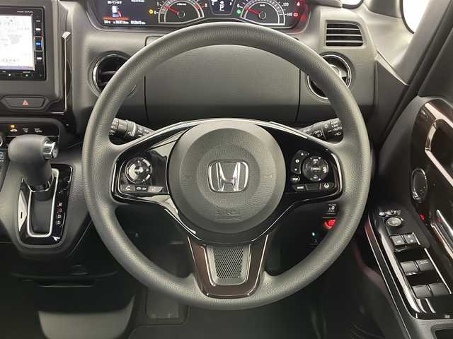 ホンダ Ｎ ＢＯＸ カスタム L 長野県 2021(令3)年 1.3万km プレミアムクリスタルレッドM 4WD/純正メモリナビ&フルセグTV&CD&DVD&USB&BT/ホンダセンシング/アダプティブクルーズコントロール/レーンキープアシスト/車線逸脱警報/衝突軽減ブレーキ/後方コーナーセンサー/アイドリングストップ/先行車発進告知/標識認識機能/社外前後ドライブレコーダー/両側パワースライドドア/ハーフレザーシート/前席シートヒーター/ステアリングスイッチ/2列目サンシェード/バックカメラ/LEDヘッドライト/オートライト/フロントフォグランプ/電動格納ミラー/ウィンカーミラー/ドアミラーヒーター/純正14インチAW装着/純正フロアマット/純正ドアバイザー/プッシュスタート/スマートキー/純正エンジンスターター