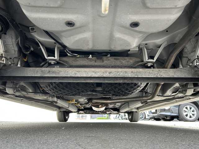 スバル ステラ カスタム R スマートアシスト 千葉県 2018(平30)年 1.3万km パール ワンオーナー/衝突被害低減ブレーキ/LEDヘッドライト/　・オートハイビーム/全方位カメラ/ナビ/フルセグTV/CD/DVD/Blue Tooth/アイドリングストップ