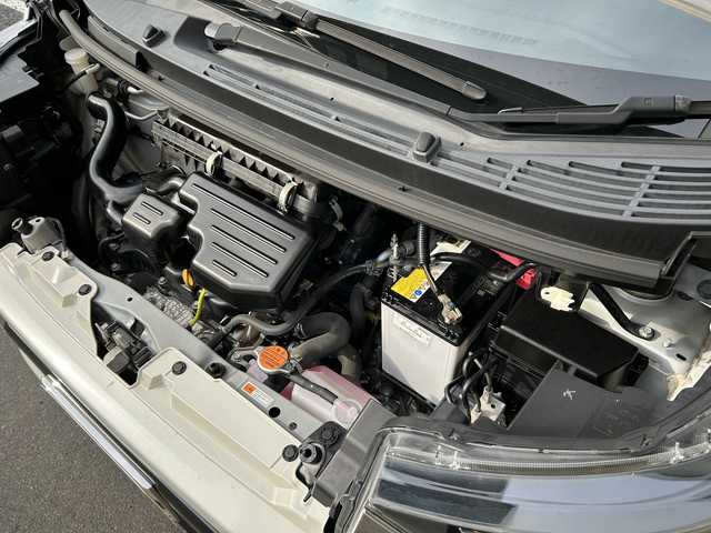 スバル ステラ カスタム R スマートアシスト 千葉県 2018(平30)年 1.3万km パール ワンオーナー/衝突被害低減ブレーキ/LEDヘッドライト/　・オートハイビーム/全方位カメラ/ナビ/フルセグTV/CD/DVD/Blue Tooth/アイドリングストップ
