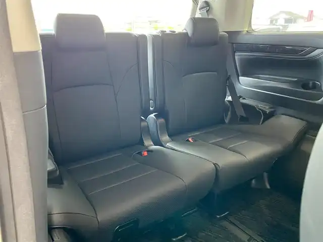 トヨタ アルファード S Cパッケージ 岐阜県 2020(令2)年 11.2万km ホワイトパールクリスタルシャイン ワンオーナー/4WD/JBLプレミアムサウンド（OP）/純正10.5型ナビ（OP）/純正13.3型フリップダウンモニター（OP）/全周囲カメラ（OP）/トヨタセーフティセンス/・プリクラッシュセーフティ【PCS】/・レーダークルーズコントロール（全車速追従機能付）/・レーントレーシングアシスト【LTA】/・オートマチックハイビーム【AHB】/・ロードサインアシスト【RSA】/・先行車発進告知機能【TMN】/・リヤクロストラフィックアラート【RCTA】（OP）/・パーキングサポートブレーキ【PKSB】（OP）/・ブラインドスポットモニター[BSM】（OP）/・インテリジェントパーキングアシスト【IPA】（OP）/両側パワースライドドア/黒本革シート/全席パワーシート/ポジションメモリ/前席シートヒーター/シートクーラー/パワーバックドア/本革巻きステアリング/ステアリングヒーター/三眼LEDヘッドランプ/LEDシーケンシャルターンランプ/純正18インチAW/社外AW4本スタッドレス/純正フロアマット/純正ドアバイザー/純正ETC2.0/前後ドライブレコーダー/スペアタイヤ/ディーラー整備記録簿（R3～R7）