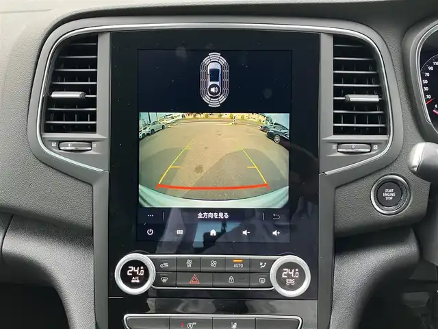 ルノー ルノー メガーヌ ルノースポール トロフィー 三重県 2024(令6)年 2.2万km パール ♪走行21630km/♪車検 令和9年3月20日迄/BOSEサウンド/レカロシート/アクティブブレーキ/車線逸脱警報/標識認識機能/コーナーセンサー/アダプティブクルーズコントロール/オートブレーキホールド/スマートキー×2/プッシュスタート/タッチスクリーン/・AUX・USB/・Bluetoothオーディオ/・Apple Car Play/・Android Auto/・スマホミラーリング/・バックカメラ/前後ドライブレコーダー/USBポート(充電)×2/アイドリングストップ/ブレンボキャリパー/純正19インチAW/LEDヘッドライト/LEDフォグライト/リアフォグライト/オートライト/オートワイパー/ウィンカーミラー/オートリトラクタブルミラー/パドルシフト/革巻ステアリング/ヘッドライトレベライザー/プライバシーガラス/フロアマット/ETC/サイド/カーテンエアバック