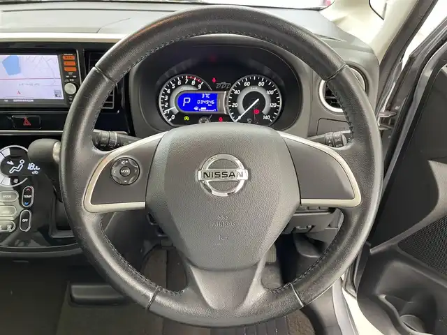 日産 デイズ ルークス ハイウェイスターX Gパッケージ 滋賀県 2016(平28)年 3.5万km クールシルバー 純正SDナビ/【Bluetooth・CD・FM・AM】/全方位カメラ/衝突被害軽減システム/両側パワースライドドア/横滑り防止装置/ETC/アイドリングストップ/HIDヘッドライト/オートライト/フォグランプ/純正15インチAW/プッシュスタート/スマートキー/フロアマット