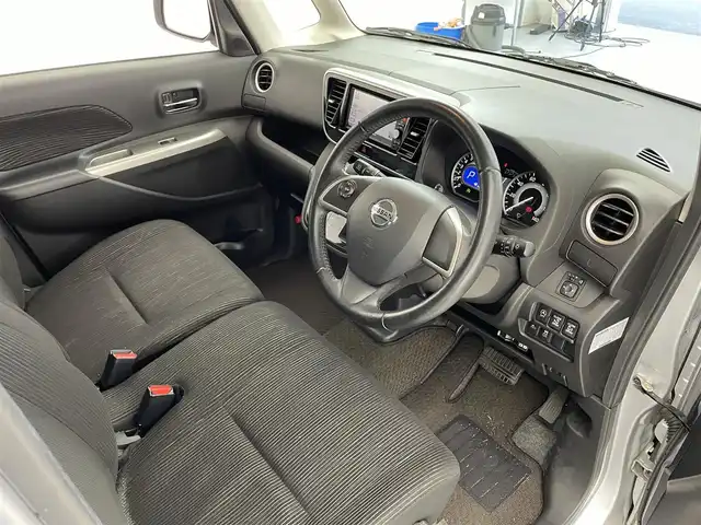 日産 デイズ ルークス ハイウェイスターX Gパッケージ 滋賀県 2016(平28)年 3.5万km クールシルバー 純正SDナビ/【Bluetooth・CD・FM・AM】/全方位カメラ/衝突被害軽減システム/両側パワースライドドア/横滑り防止装置/ETC/アイドリングストップ/HIDヘッドライト/オートライト/フォグランプ/純正15インチAW/プッシュスタート/スマートキー/フロアマット