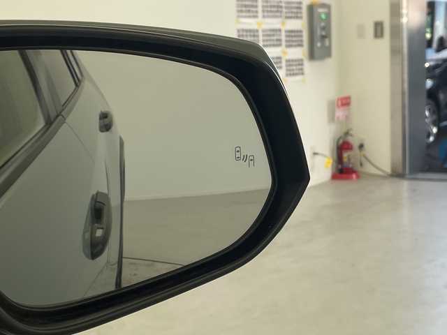 トヨタ ＲＡＶ４ アドベンチャー 愛知県 2023(令5)年 2.5万km アーバンカーキ トヨタセーフティセンス/・プリクラッシュセーフティ/・レーダークルーズコントロール/・レーントレーシングアシスト/・オートマチックハイビーム/クリアランスソナー/ブラインドスポットモニター/パーキングサポートブレーキ/純正10.5インチディスプレイオーディオ/・コネクティッドナビ/・バックカメラ/・フルセグTV/BT/ETC2.0/純正19インチAW/レザーシート/シートヒーター/ベンチレーション/パワーシート/シートメモリ/LEDヘッドライト/フォグランプ/革巻きステアリング/ステアリングヒーター/ルーフレール/フロアマット/スペアキー×１/取扱説明書/保証書