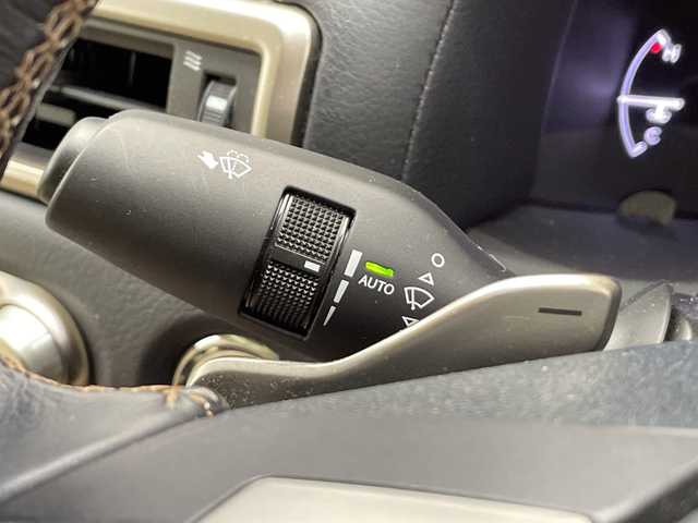 レクサス ＧＳ 350 バージョンL 栃木県 2013(平25)年 4.2万km ホワイトパールクリスタルシャイン 純正ナビ/(フルセグTV・Bluetooth・CD・DVD・USB・HDD・AUX)/バックカメラ　/本革シート(ベージュ)/全席シートヒーター/前席シートクーラー/クルーズコントロール/パドルシフト/電動パーキングブレーキ/リア電動サンシェード/ウッドコンビハンドル/前席パワーシート(メモリー機能付き)/ダブルオートエアコン/ビルトインETC/HIDヘッドライト/オートライト/フロントフォグランプ/レーダー/ドアバイザー/スマートキー/スペアキー/カードキー/取扱説明書/保証書