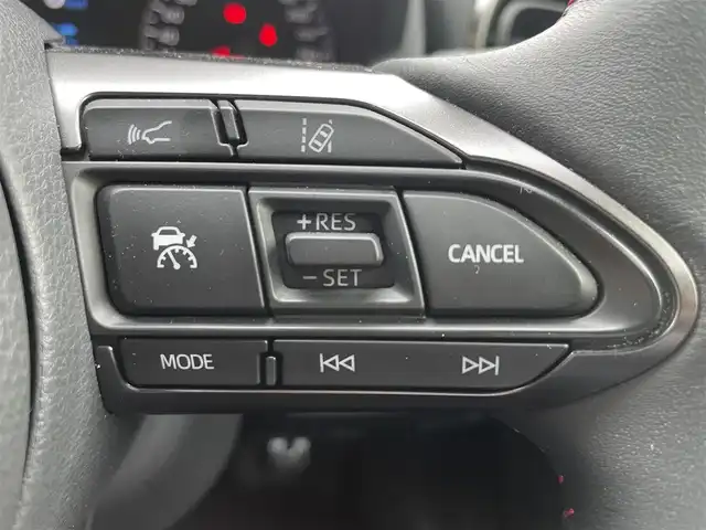 トヨタ ＧＲヤリス RZ ハイパフォーマンス 福島県 2020(令2)年 0.9万km プラチナホワイトパールマイカ JBLサウンドシステム/トヨタセーフティセンス/プリクラッシュセーフティ/レーントレーシングアシスト/レーダークルーズコントロール/レーントレーシングアシスト/オートマチックハイビーム/ロードサインアシスト/先行車発進告知機能/ブラインドスポットモニター/純正ディスプレイオーディオ/【USB/BT/Miracast/ナビ機能】/バックカメラ/ドライブレコーダー/ビルトインETC2.0/ヘッドアップディスプレイ/LEDオートライト/LEDフォグランプ/純正フロアマット