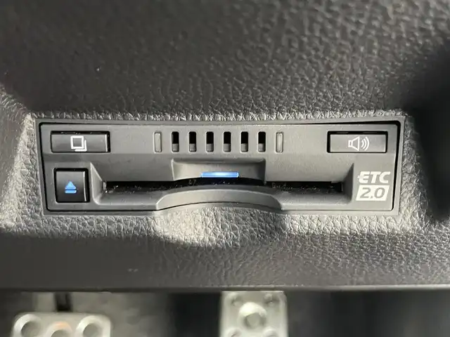 トヨタ ＧＲヤリス RZ ハイパフォーマンス 福島県 2020(令2)年 0.9万km プラチナホワイトパールマイカ JBLサウンドシステム/トヨタセーフティセンス/プリクラッシュセーフティ/レーントレーシングアシスト/レーダークルーズコントロール/レーントレーシングアシスト/オートマチックハイビーム/ロードサインアシスト/先行車発進告知機能/ブラインドスポットモニター/純正ディスプレイオーディオ/【USB/BT/Miracast/ナビ機能】/バックカメラ/ドライブレコーダー/ビルトインETC2.0/ヘッドアップディスプレイ/LEDオートライト/LEDフォグランプ/純正フロアマット