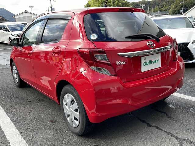 トヨタ ヴィッツ F 京都府 2014(平26)年 7.2万km スーパーレッドⅤ 社外メモリナビ/リモコンキー/ETC