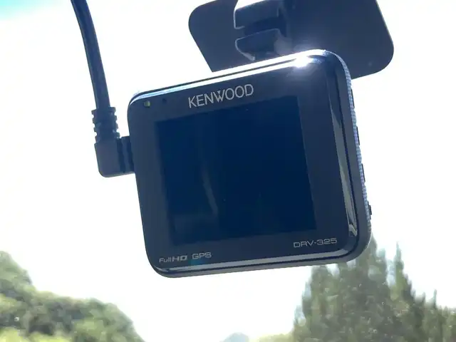 ダイハツ ムーヴ カスタム X ハイパー SAⅡ 長崎県 2015(平27)年 16.4万km ブラックマイカメタリック/ディープブルークリスタルマイカ 2トーン 衝突被害軽減ブレーキ//純正ナビ//フルセグTV//DVD再生//Bluetooth接続//バックカメラ//ETC//ハーフレザーシート//アイドリングストップ//LEDオートヘッドライト