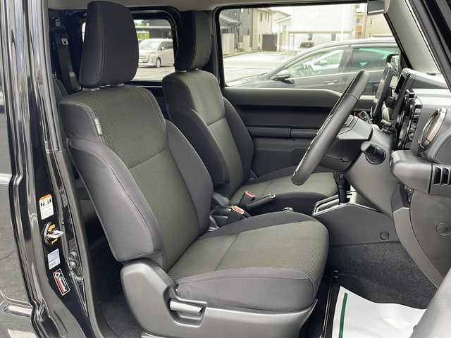 スズキ ジムニー XC 山形県 2024(令6)年 1.4万km ブルーイッシュブラックパール3 禁煙車/デュアルセンサーブレーキサポート/スズキセーフティサポート/・後退時ブレーキサポート/・車線逸脱抑制制御機能/・車線逸脱警報機能/・横滑り防止装置（ＥＳＰ）/アルパインディスプレイオーディオ/BT.USB.AndoroidAuto.AppleCarPlay.HDMI/バックカメラ/フロントカメラ/シートヒーター/クルーズコントロール/リフトアップ/ヒルディセントコントロール/アイドリングストップ/ヘッドライトウォッシャー/ETC/プッシュスタート/スマートキーｘ２/ＬＥＤヘッドライト