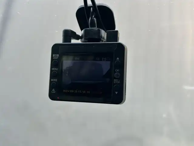 マツダ アクセラ スポーツ 15S 茨城県 2015(平27)年 5.9万km スノーフレイクホワイトパールマイカ 純正ナビ/（AM.FM.CD.DVD.BT.USB）/フルセグTV/バックカメラ/ビルトインETC/純正フロアマット/電格ミラー