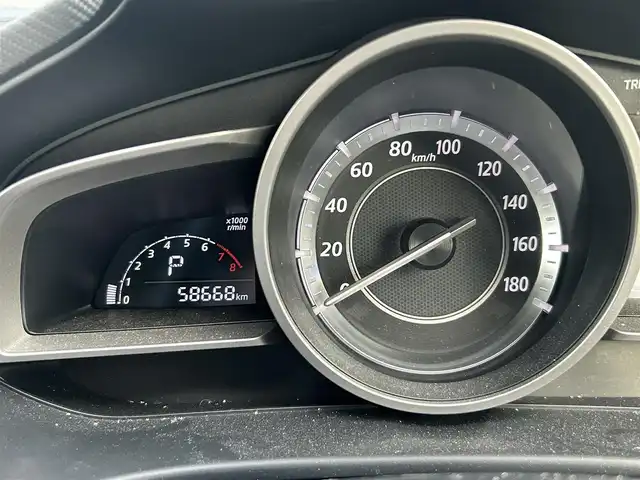 マツダ アクセラ スポーツ 15S 茨城県 2015(平27)年 5.9万km スノーフレイクホワイトパールマイカ 純正ナビ/（AM.FM.CD.DVD.BT.USB）/フルセグTV/バックカメラ/ビルトインETC/純正フロアマット/電格ミラー