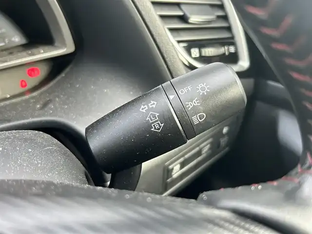 マツダ アクセラ スポーツ 15S 茨城県 2015(平27)年 5.9万km スノーフレイクホワイトパールマイカ 純正ナビ/（AM.FM.CD.DVD.BT.USB）/フルセグTV/バックカメラ/ビルトインETC/純正フロアマット/電格ミラー