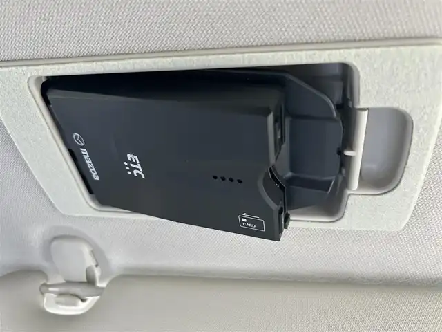 マツダ アクセラ スポーツ 15S 茨城県 2015(平27)年 5.9万km スノーフレイクホワイトパールマイカ 純正ナビ/（AM.FM.CD.DVD.BT.USB）/フルセグTV/バックカメラ/ビルトインETC/純正フロアマット/電格ミラー