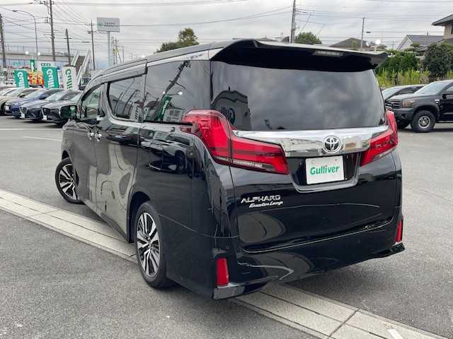 トヨタ アルファード S Cパッケージ 静岡県 2018(平30)年 4.5万km ブラック ●純正ナビ/(フルセグ/CD/DVD/Bluetooth)/●バックカメラ/●レーダークルーズコントロール/●プリクラッシュセーフティー/●レーントレーシングアシスト/●前後クリアランスソナー/●パーキングサポートブレーキ/●オートブレーキホールド/●LEDヘッドライト/●フォグランプ/●オートライト/●オートマチックハイビーム/●ウッドコンボステアリング/●ステアリングスイッチ/●ステアリングヒーター/●両側パワースライドドア/●電動格納ウインカーミラー/●デジタルインナーミラー/●電動リアゲート/●電動パーキングブレーキ/●おくだけ充電/●ETC/●運転席＆助手席エアシート/●運転席＆助手席パワーシート/●運転席シートメモリー/●後席パワーシート/●純正フロアマット/●ドアバイザー/●前方ドライブレコーダー/●ISOFIX/●サンルーフ/●プッシュスタート/●スマートキー/●純正18インチアルミホイール/●W+サイド+カーテンSRS+ABS/●保証書/●取扱説明書