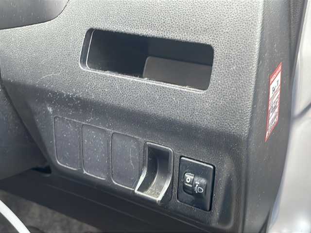 ダイハツ ミラ TX 新潟県 2016(平28)年 9.9万km ブライトシルバーメタリック 4ＷＤ/純正フロアマット/盗難防止装置/ハロゲンヘッドライト/リモコンキー/保証書、取扱説明書有