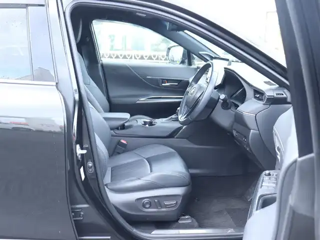 トヨタ ハリアー ハイブリッド Z 神奈川県 2023(令5)年 2.5万km プレシャスブラックパール ワンオーナー /モデリスタエアロ/デジタルインナーミラー/純正ナビ/フルセグテレビ/バックカメラ/運転席パワーシート/ETC2.0/アダプティブクルーズ/プッシュスタート/ドライブレコーダー/保証書/取説、ナビ説/記録簿（R6.7）/スペアスマートキー