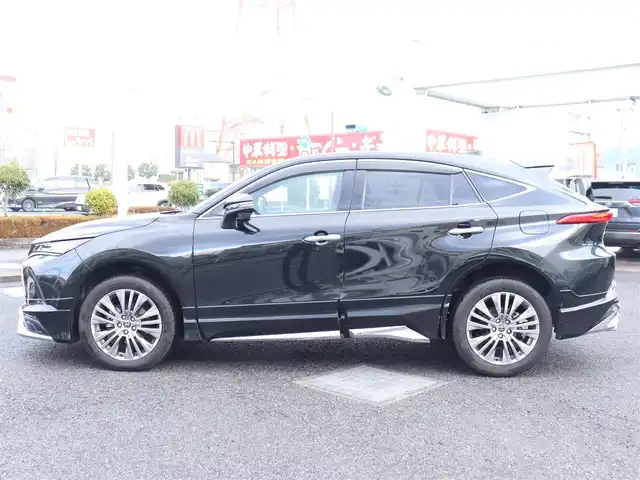 トヨタ ハリアー ハイブリッド Z 神奈川県 2023(令5)年 2.5万km プレシャスブラックパール ワンオーナー /モデリスタエアロ/デジタルインナーミラー/純正ナビ/フルセグテレビ/バックカメラ/運転席パワーシート/ETC2.0/アダプティブクルーズ/プッシュスタート/ドライブレコーダー/保証書/取説、ナビ説/記録簿（R6.7）/スペアスマートキー