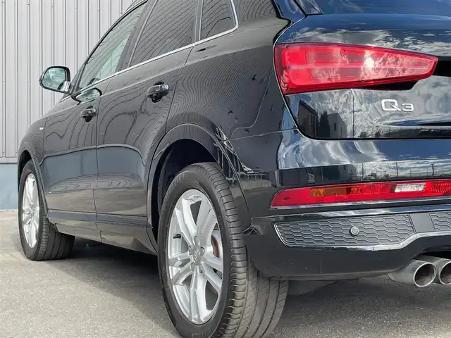 アウディ Ｑ３ 2．0 TFSI クワトロ 180PS 青森県 2017(平29)年 5.4万km ミトスブラックメタリック /4WD/ターボ/黒ハーフレザーシート/前席パワーシート /前席シートヒーター/純正HDDナビ/　(フルセグTV/DVD/Bt)/バックカメラ/社外前後ドラレコ/前後バンパーソナー/シルバールーフレール/パワーバックドア/前後バンパーソナー/革巻きステア・ノブ/パドルシフト/オーディオ/ステアスイッチ/LEDオートライト/ヘットライトウオッシャー/ウインカーミラー /ミラーヒーター/ヒルクライムアシスト/リア5面スモークフィルム/プッシュスタートシステム/W/サイドエアバッグ/ABS/スマートキー